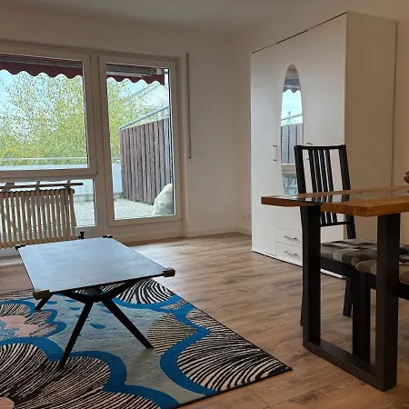 1 Single Big With Big Terrace, Kitchen, Sauna Apartamento