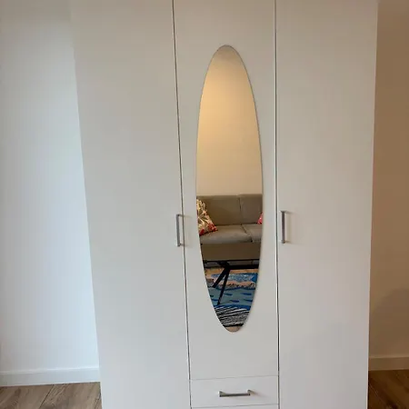 1 Single Big With Big Terrace, Kitchen, Sauna Apartamento *