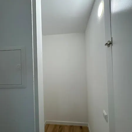 Apartamento 1 Single Big With Big Terrace, Kitchen, Sauna